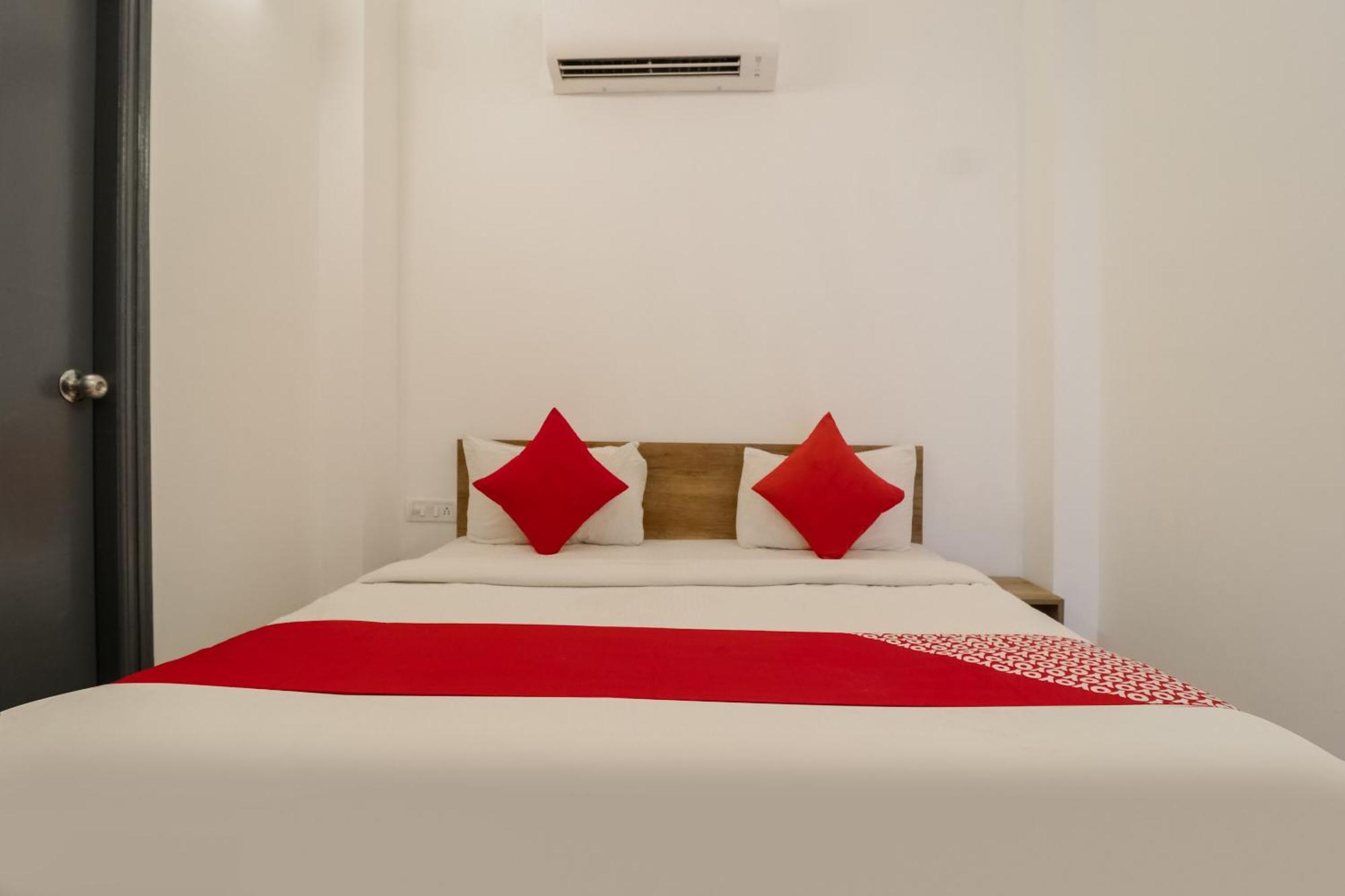 Super Hotel O Perky Stay Faridabad Exteriör bild